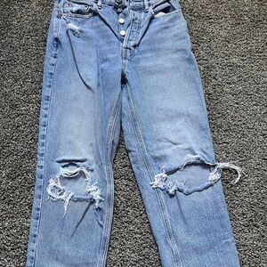 PacSun Blue Boyfriend Jeans with Distressed Style